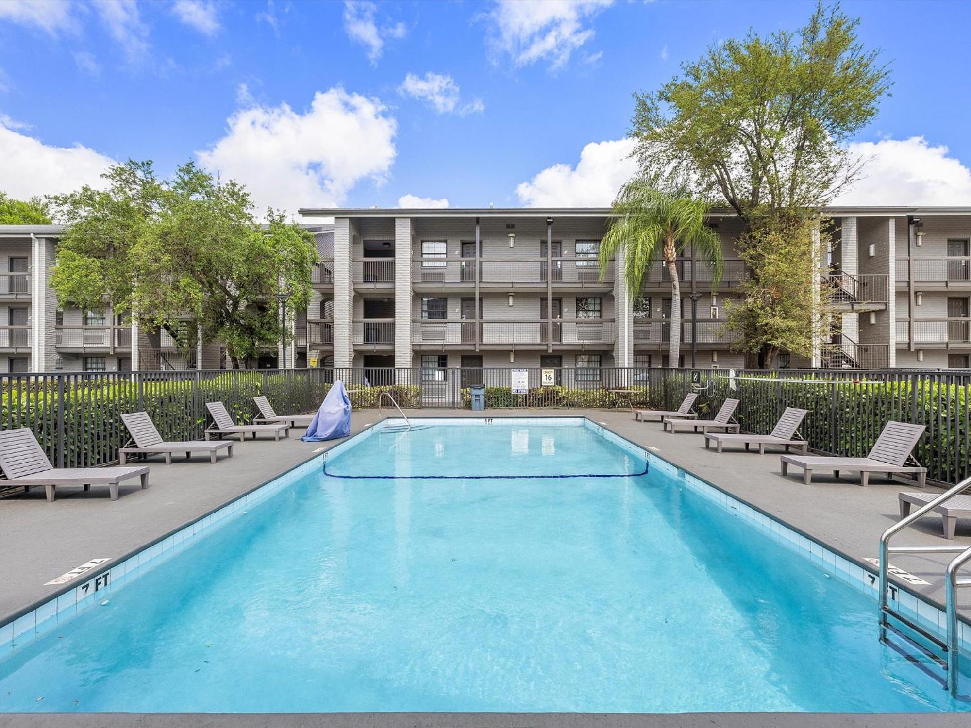 La Quinta Inn By Wyndham Miami Airport North Exterior photo